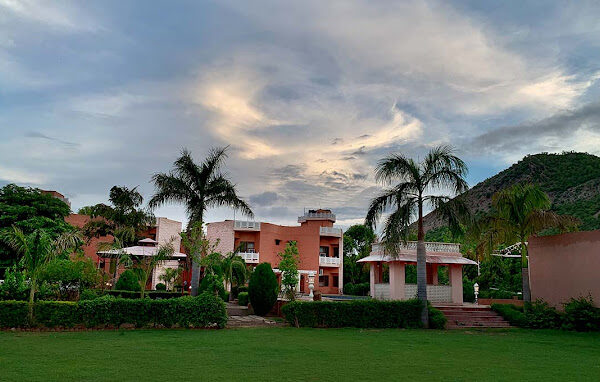 Sariska Tiger Camp Resort